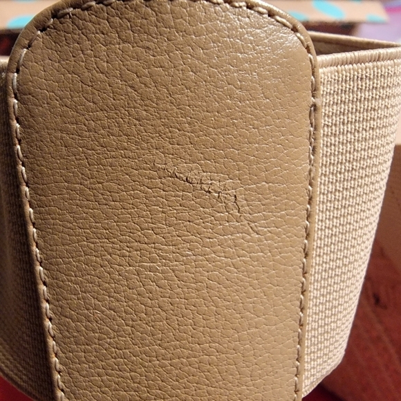 Charles by Charles David Tan Leather T Straps Size 9.5 - Picture 9 of 12